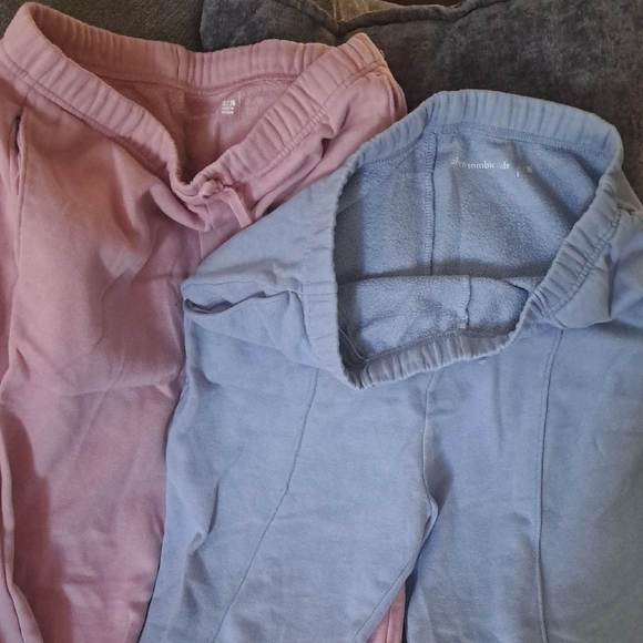 Abercrombie & Fitch Kids Rose and Sky Joggers - Picture 1 of 3